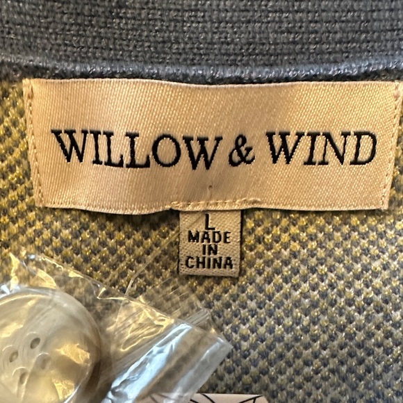 Willow & Stout Floral Blue Women's Cardigan - Picture 4 of 5